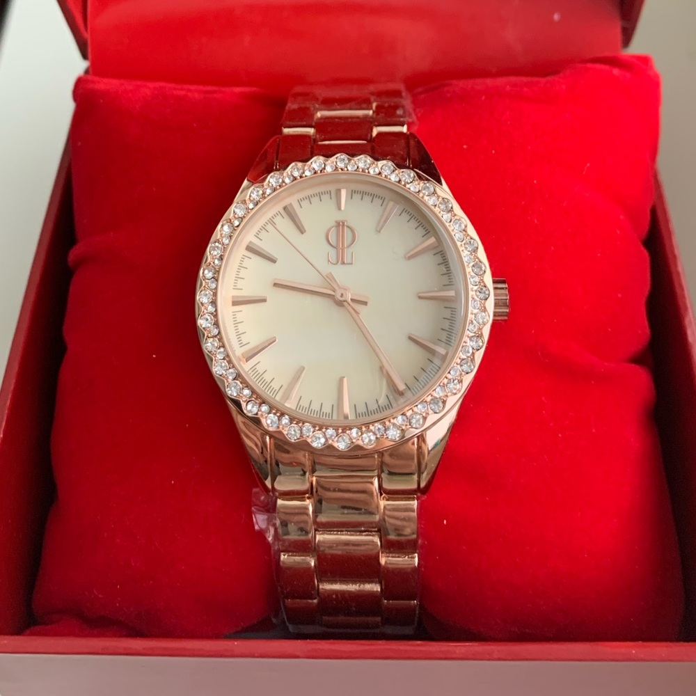 Jennifer Lopez Watch